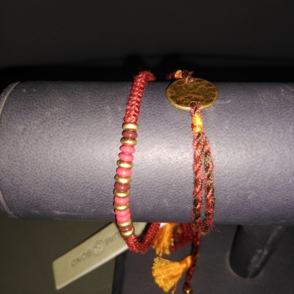 S/6 Friendship bracelets and necklaces